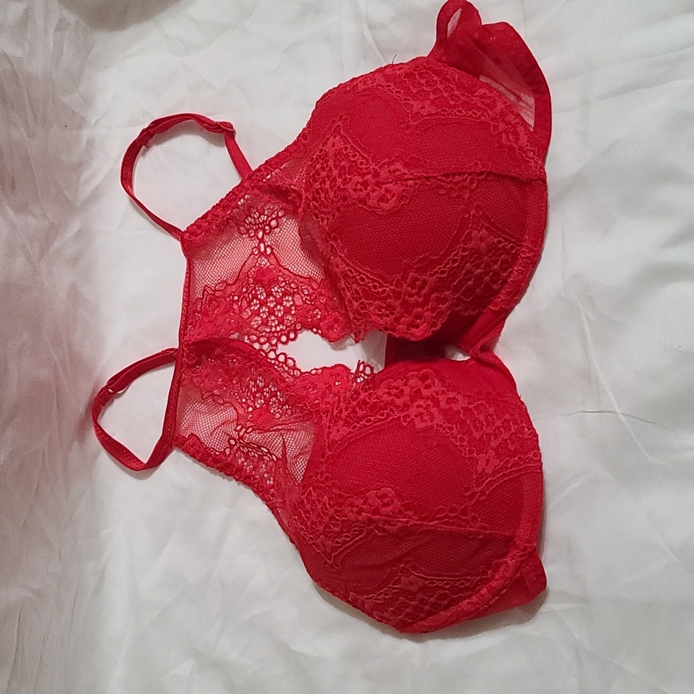 Adore Me bra 32b